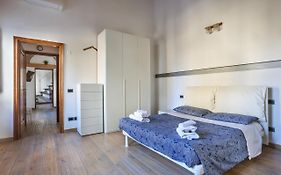 Uffizi Suite II In Florence-Hosted By Sweetstay